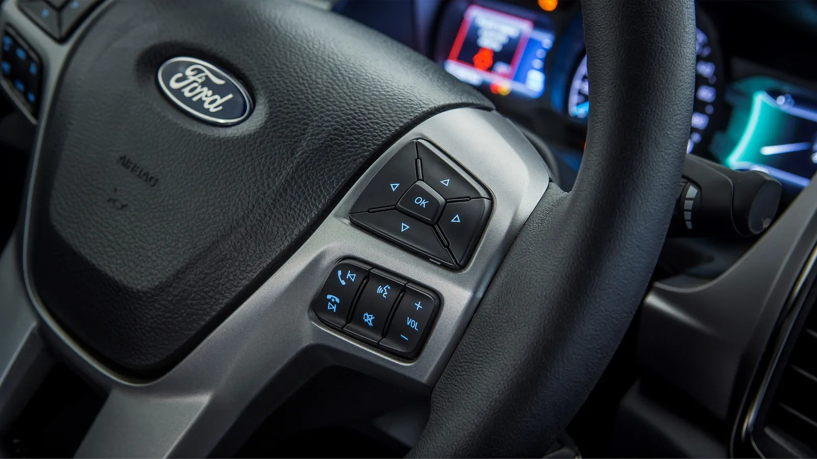 Comandos de audio y teléfono al volante